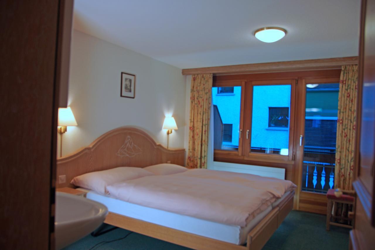 Appartements Zermatt Paradies Habitación foto