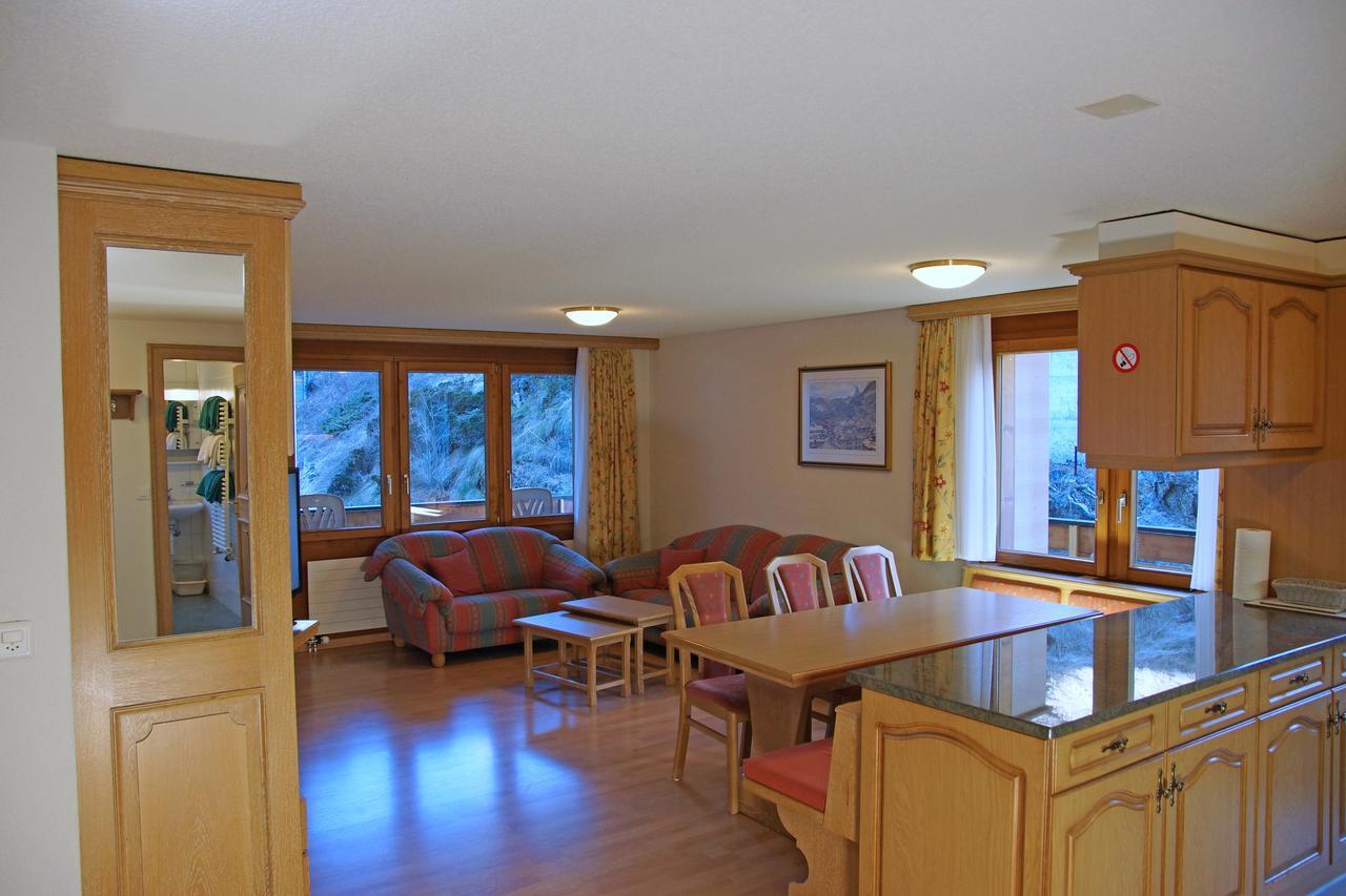 Appartements Zermatt Paradies Habitación foto